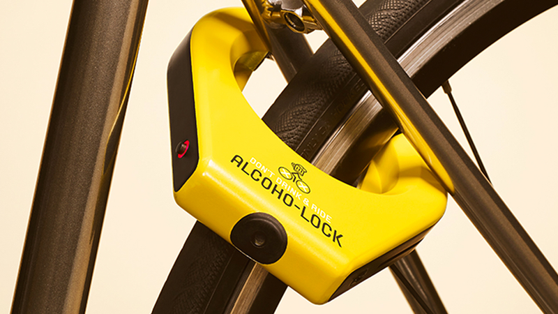 Illustration for article titled A Breathalyzer Bike Lock Makes You Blow Clean Before Cycling